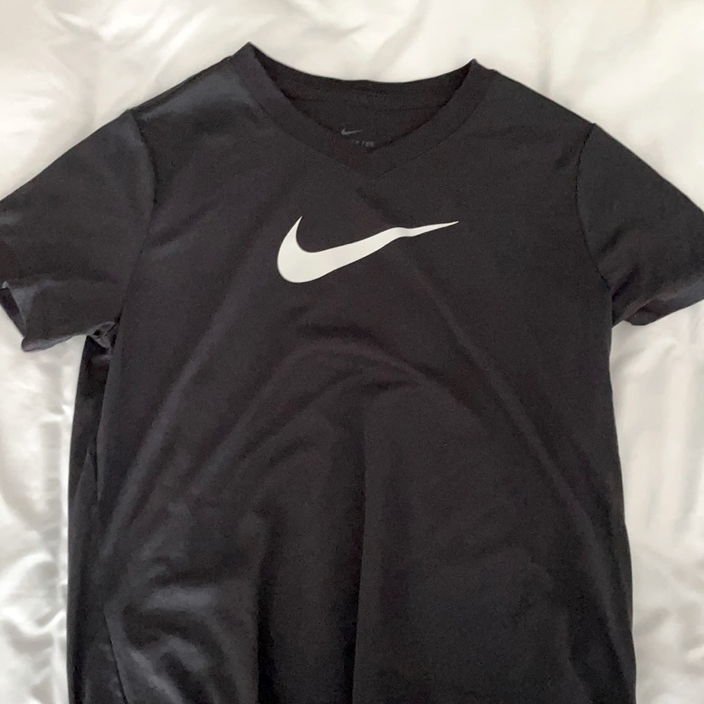 Nike dri-fit black tee girls